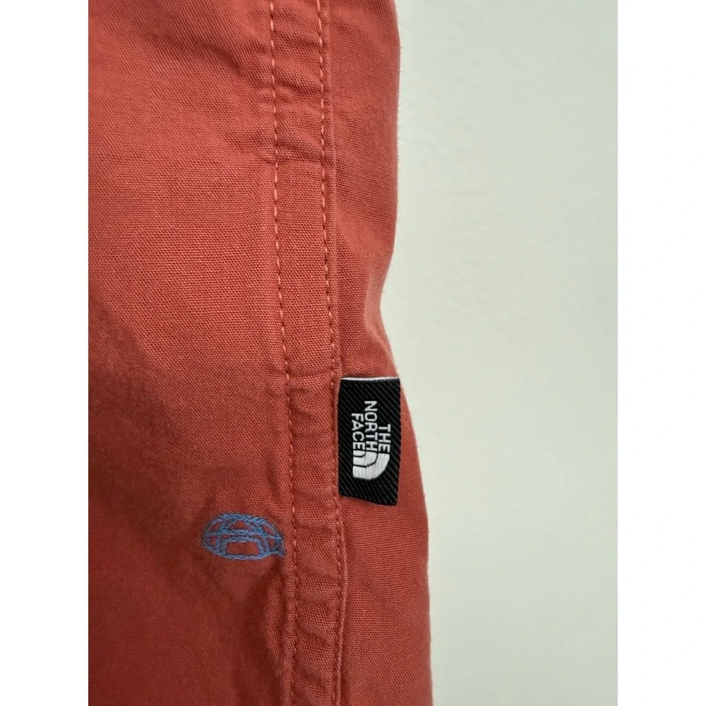 The North Face Men's Baytrail Large Geometric Igloo Tents Salmon 100% Cotton